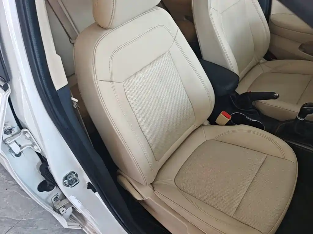 Changan Eado 2017 — фото 25