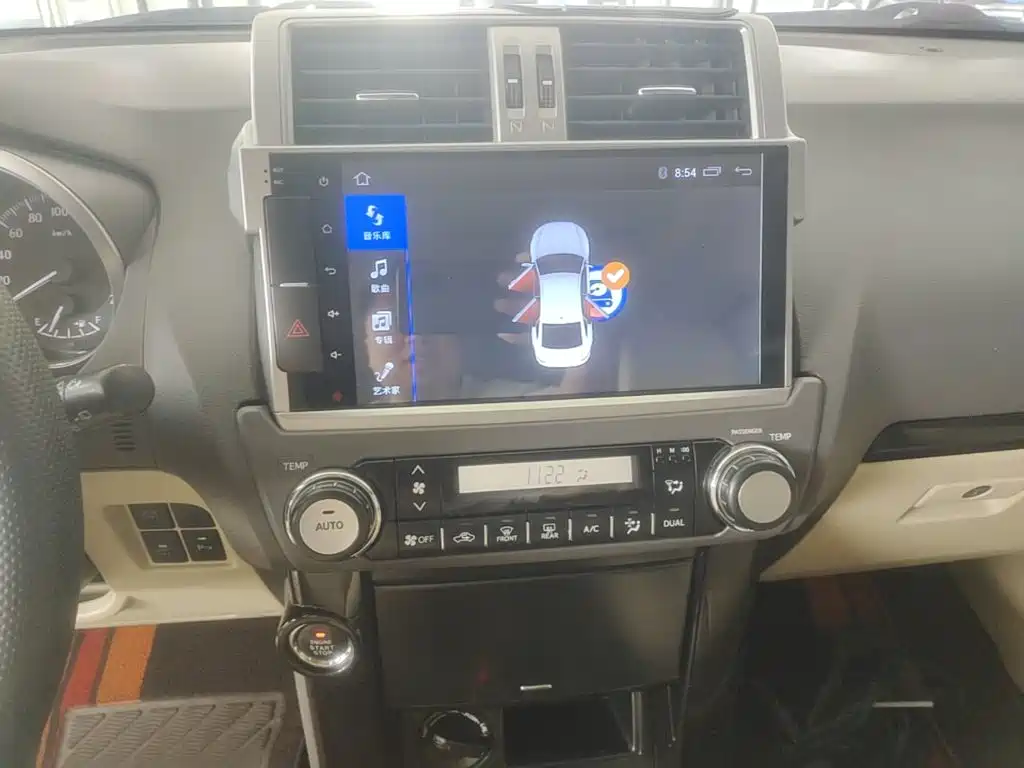 Toyota Prado 2016 — фото 13