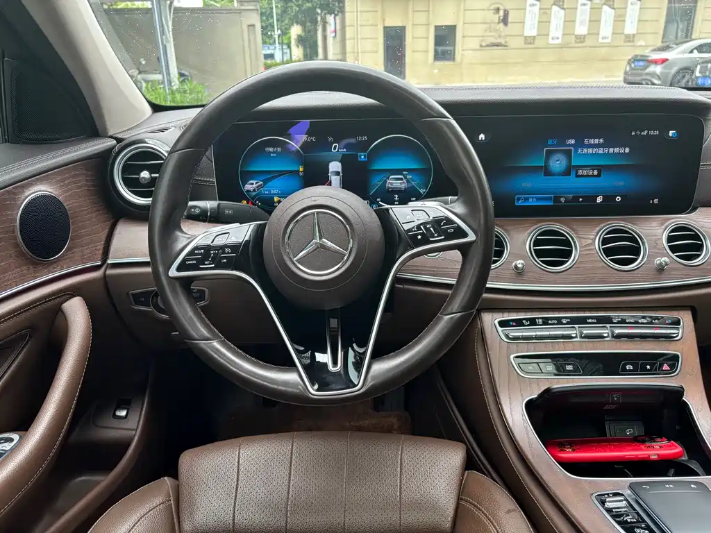 Mercedes-Benz E-Class 2022 — фото 8