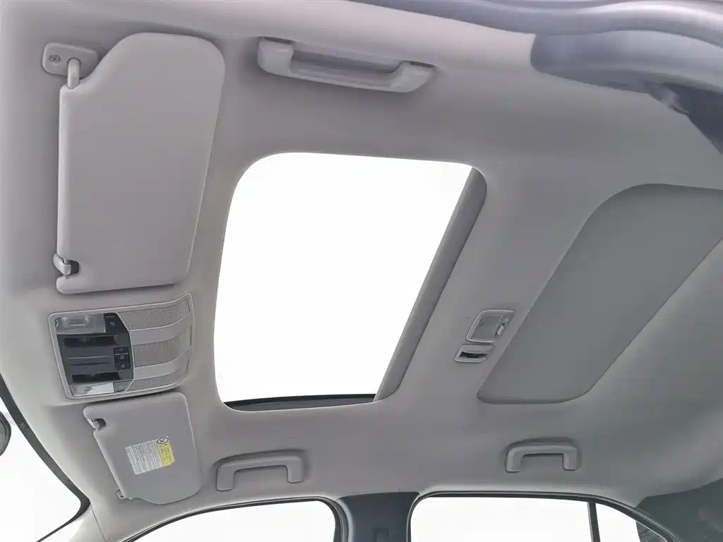 Mitsubishi Eclipse Cross 2019 — фото 14
