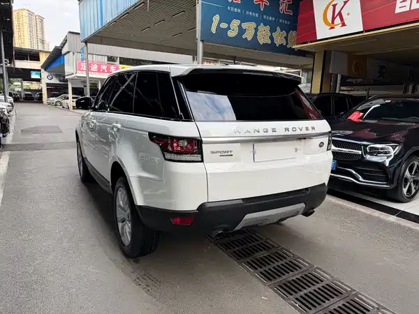 Land Rover Range Rover Sport 2016