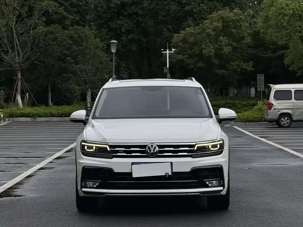 Volkswagen Tiguan L 2020