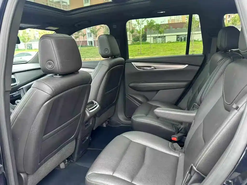 Cadillac XT6 2021
