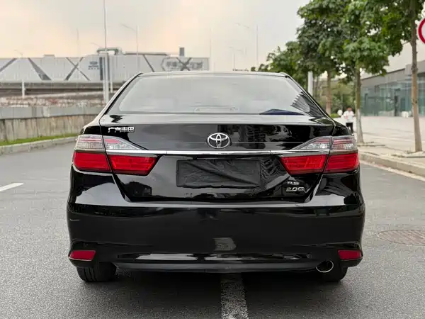 Toyota Camry 2015