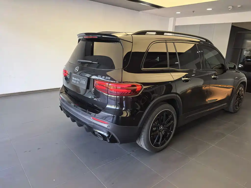 Mercedes-Benz GLB AMG 2025 — фото 9