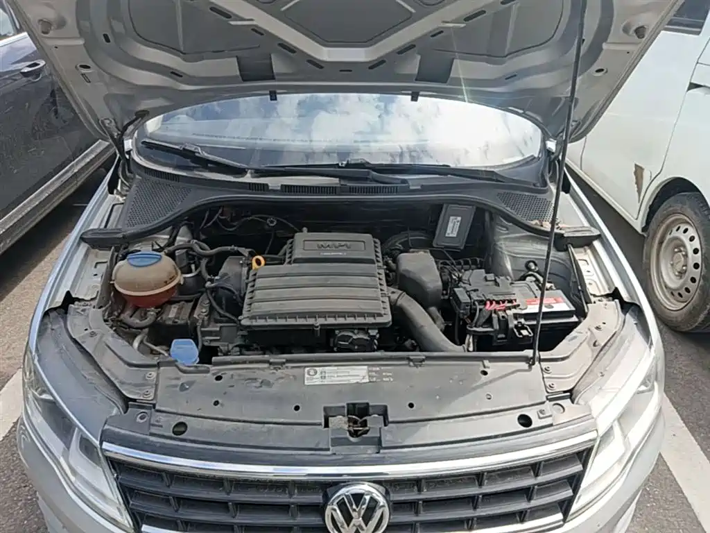 Volkswagen Jetta 2017 — фото 20