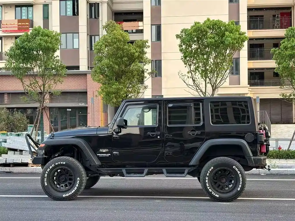 Jeep Wrangler 2013 — фото 5