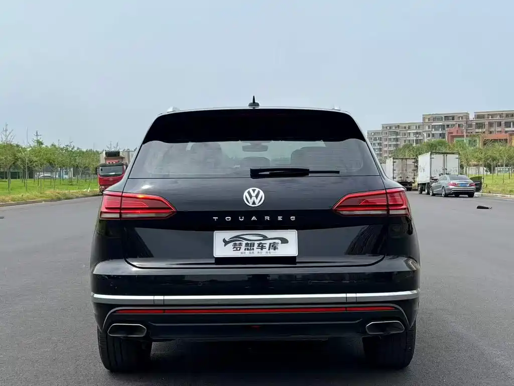 Volkswagen Touareg 2020 — фото 8