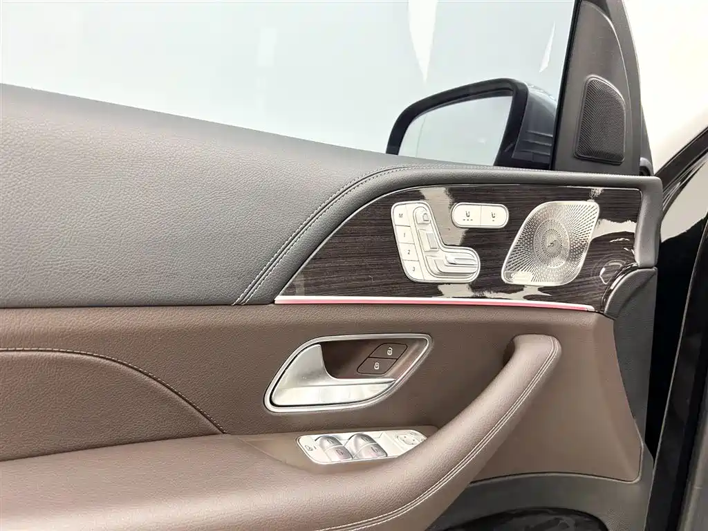 Mercedes-Benz GLS 2022 — фото 19