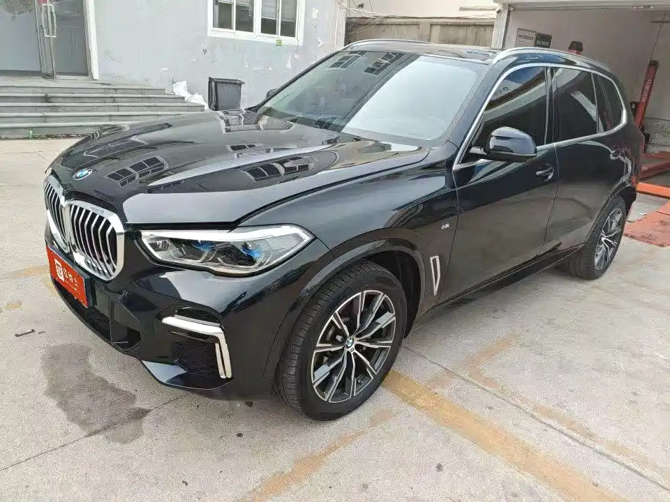 BMW X5 2023
