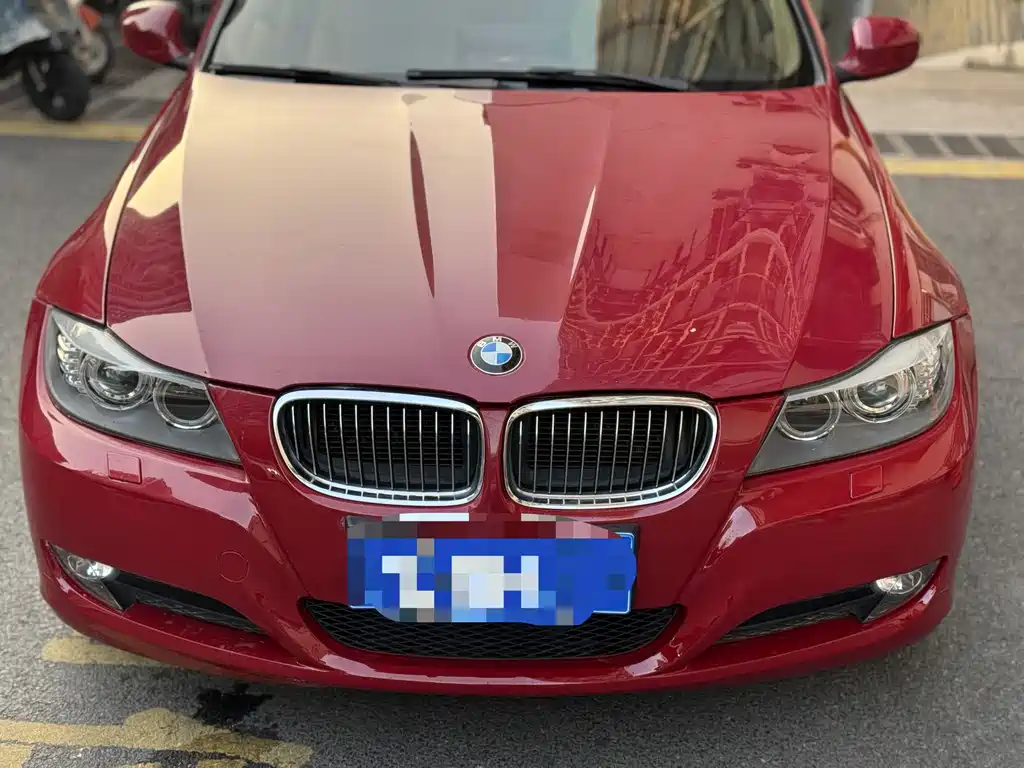 BMW 3 Series 2011 — фото 2