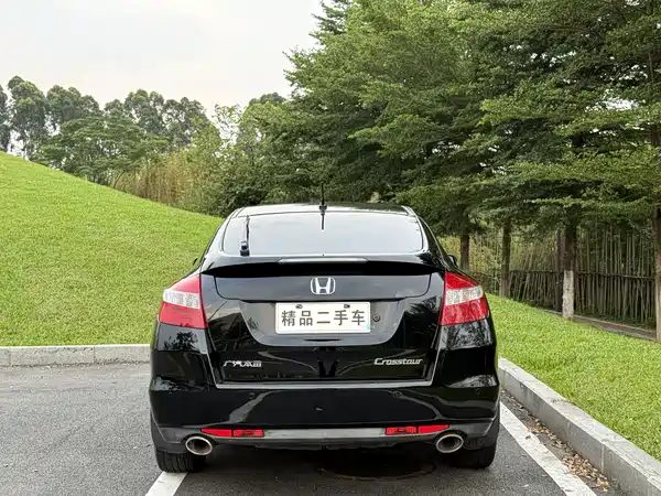 Honda Crosstour 2012