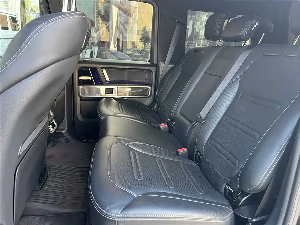 Mercedes-Benz G-Class 2023 — фото 12