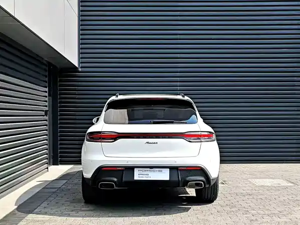 Porsche Macan 2022