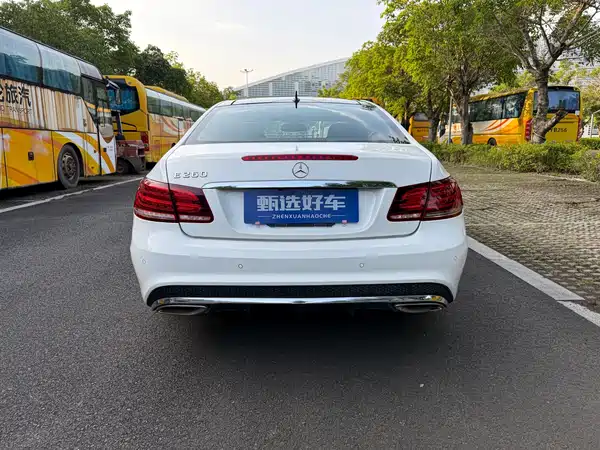 Mercedes-Benz E-Class 2014
