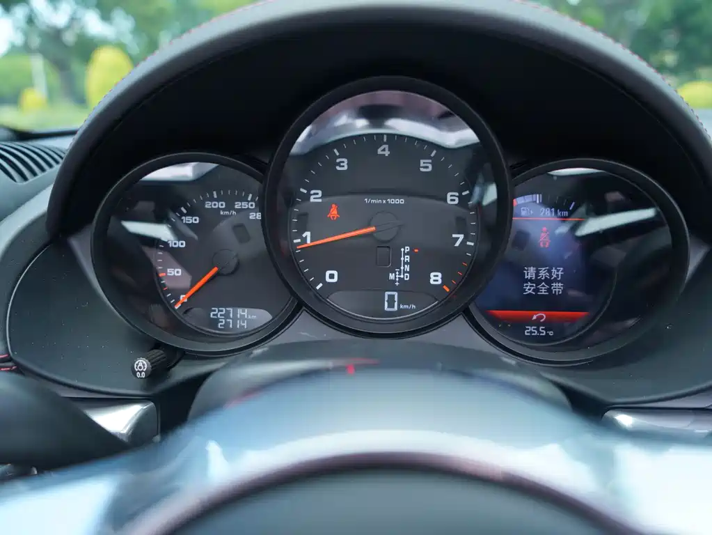 Porsche 718 2024 — фото 11