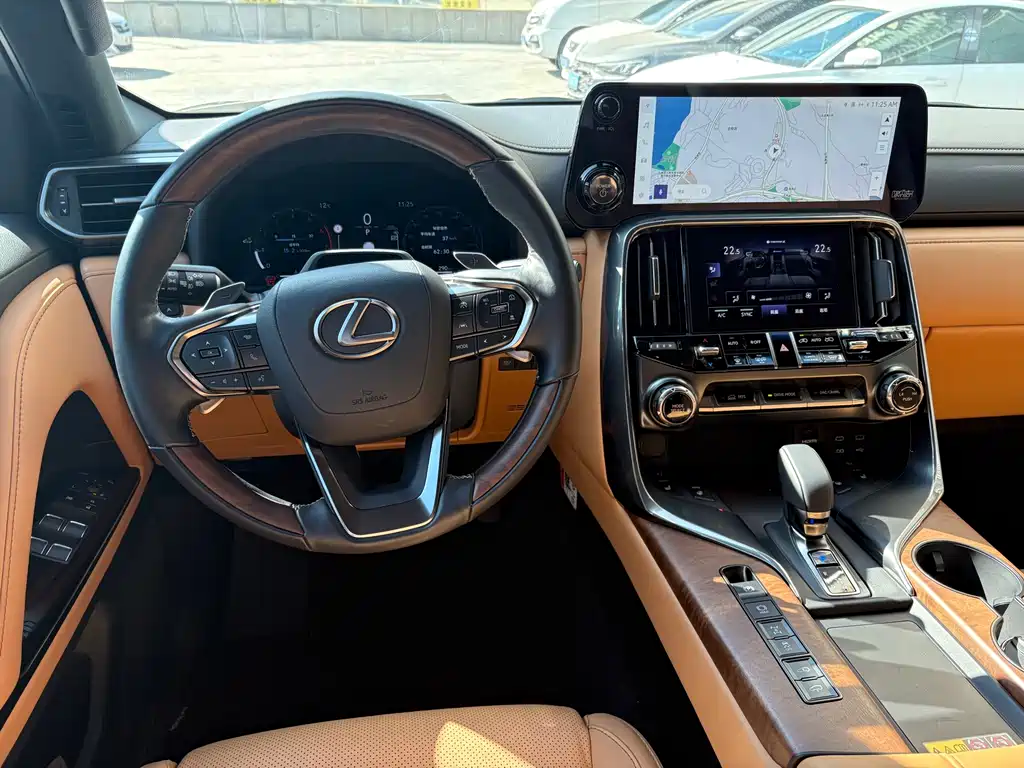 Lexus LX 2025 — фото 19