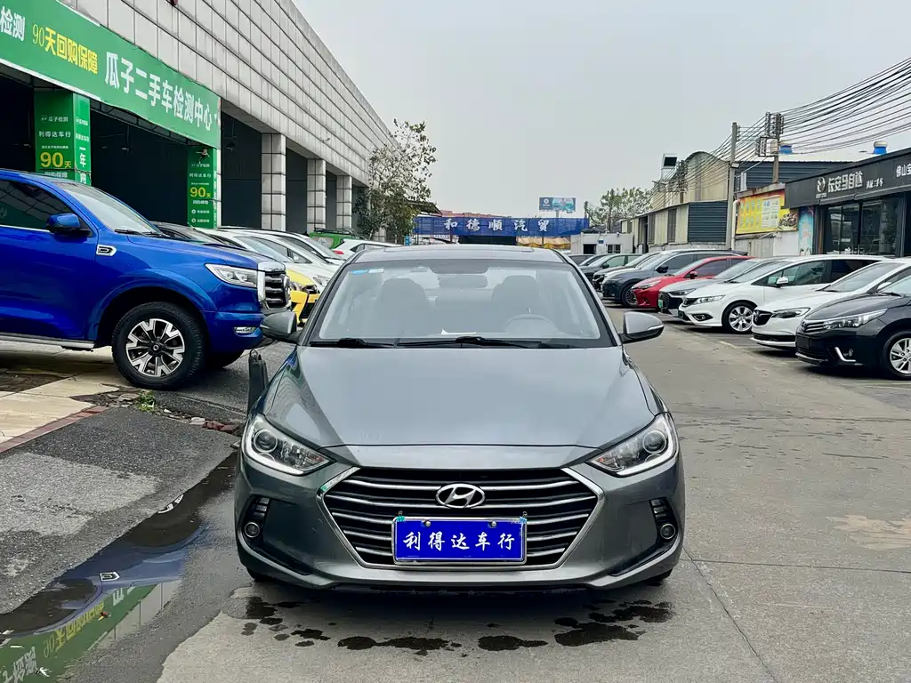 Hyundai Elantra 2018