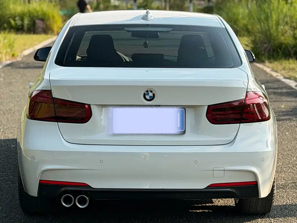BMW 3 Series 2018 — фото 4