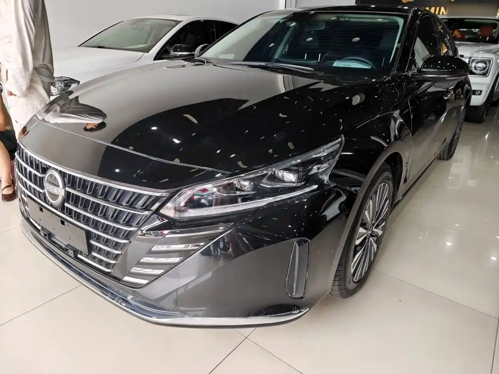 Nissan Teana 2024