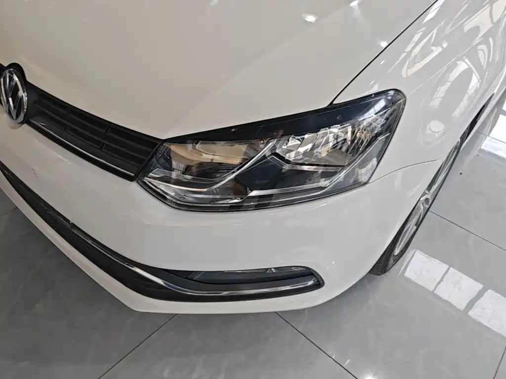 Volkswagen Polo 2018 — фото 24