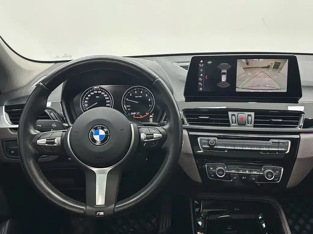 BMW X1 2022 — фото 11