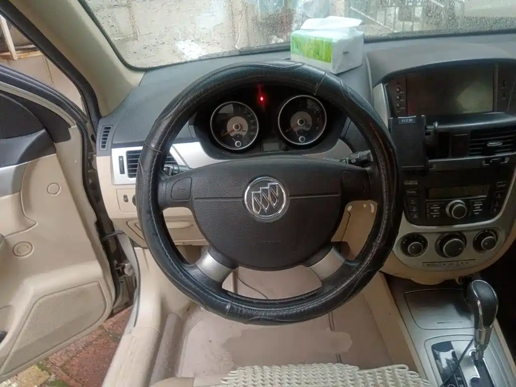 Buick Excelle 2014