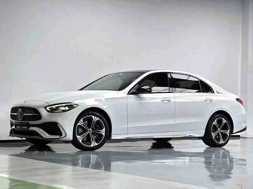 Mercedes-Benz C-Class 2022