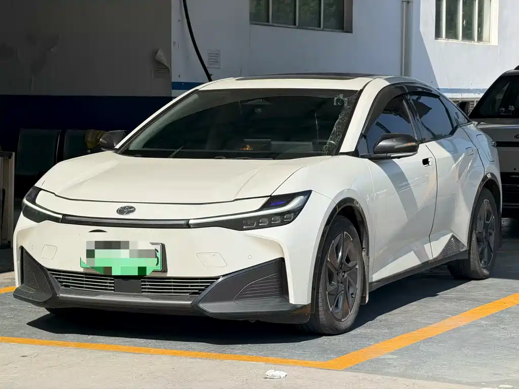 Toyota bZ3 2023