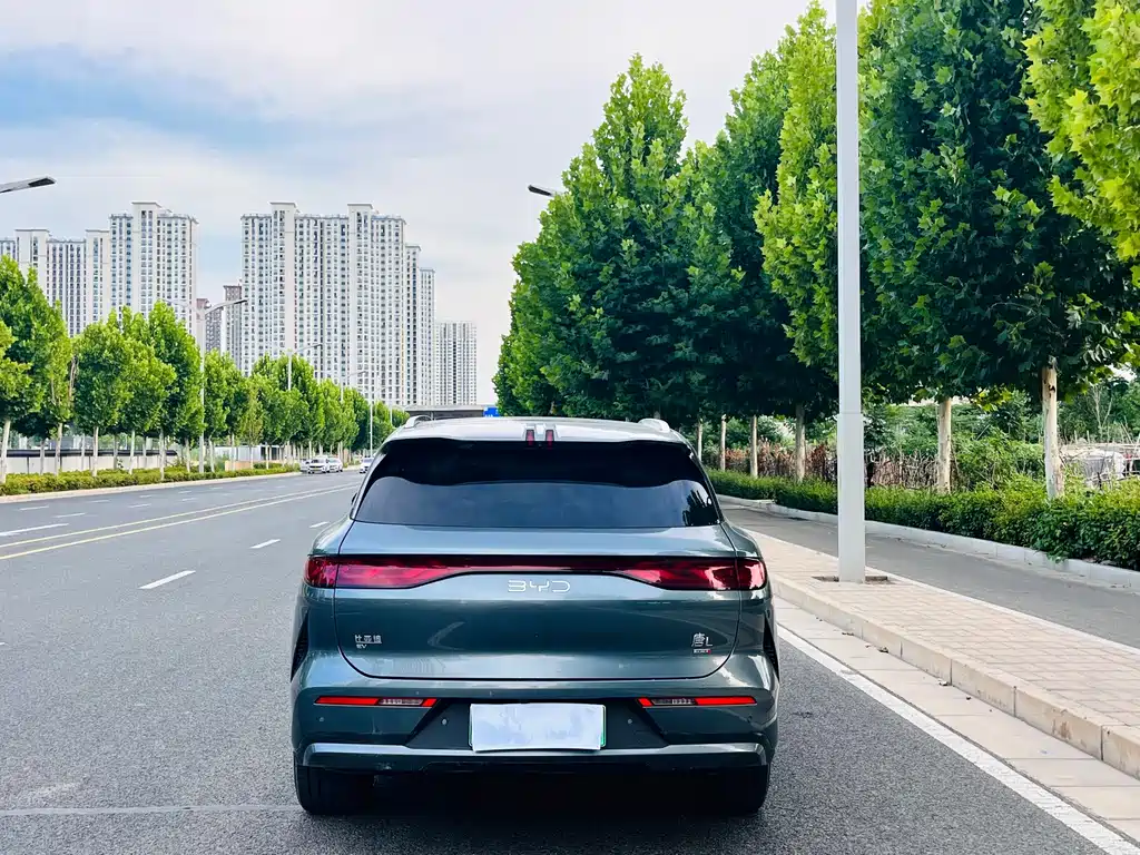 BYD Tang L 2026
