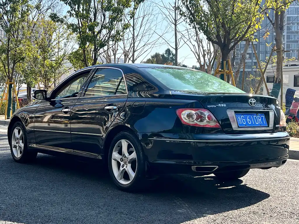 Toyota Reiz 2009