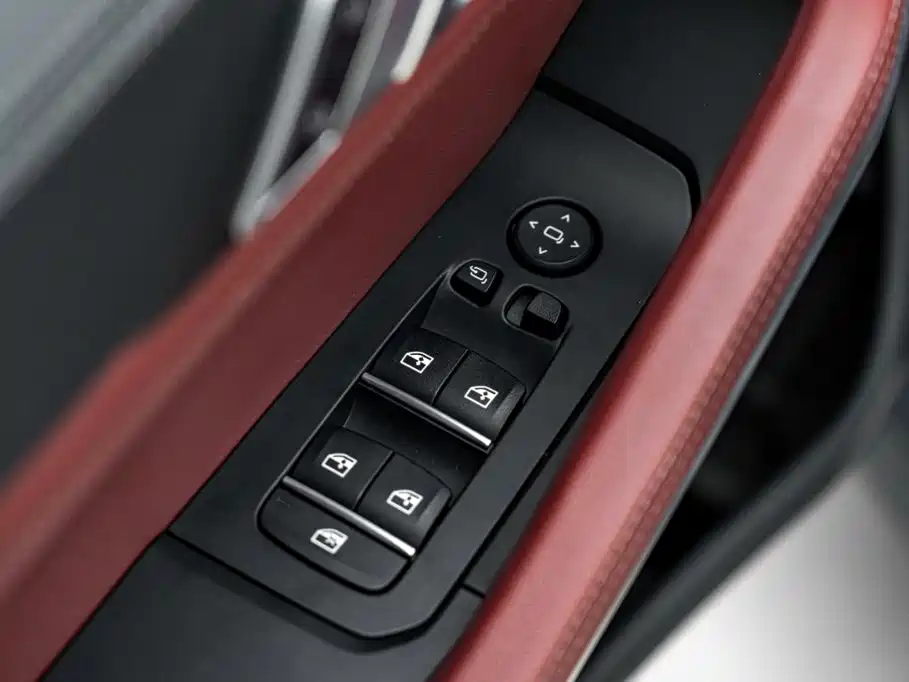 BMW X6 2021 — фото 17