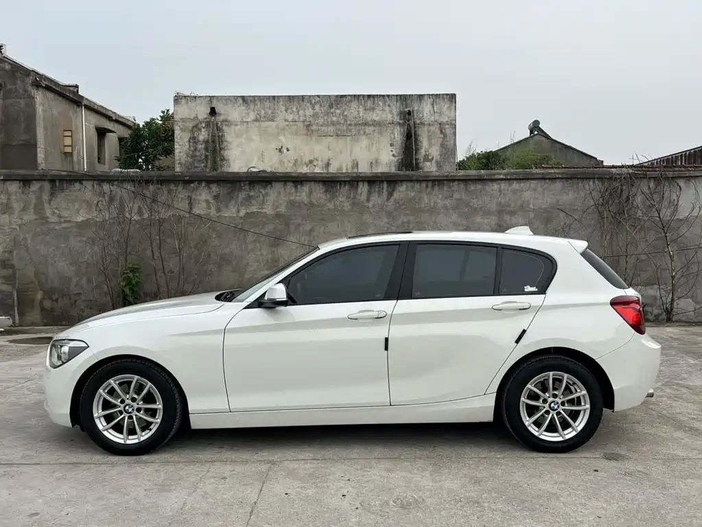 BMW 1 Series 2014 — фото 15