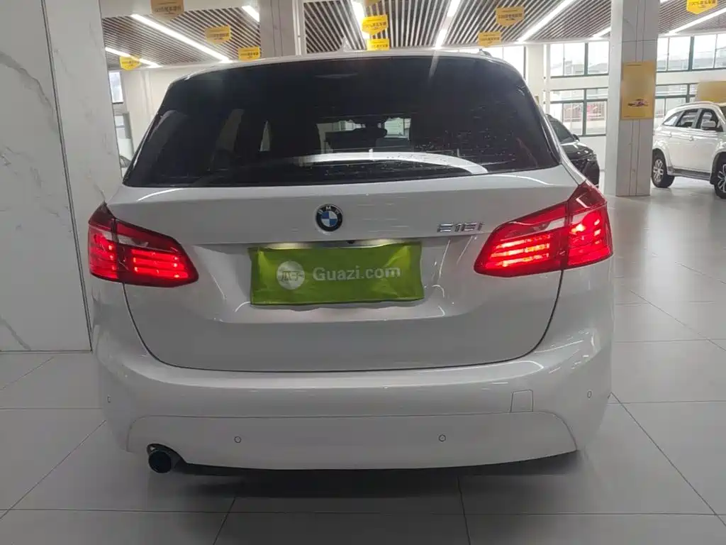 BMW 2 Series Active Tourer 2018 — фото 6