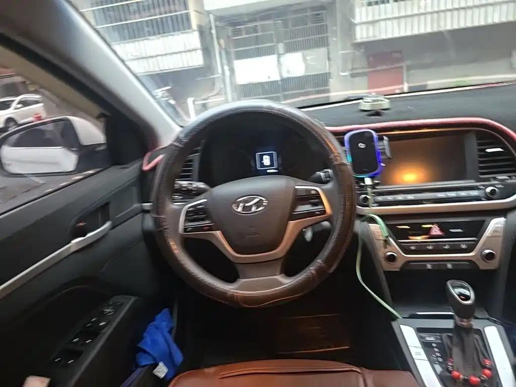Hyundai Celesta 2017 — фото 3