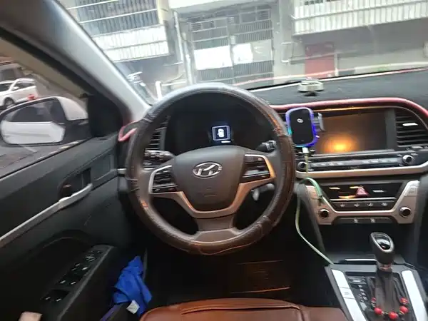 Hyundai Celesta 2017