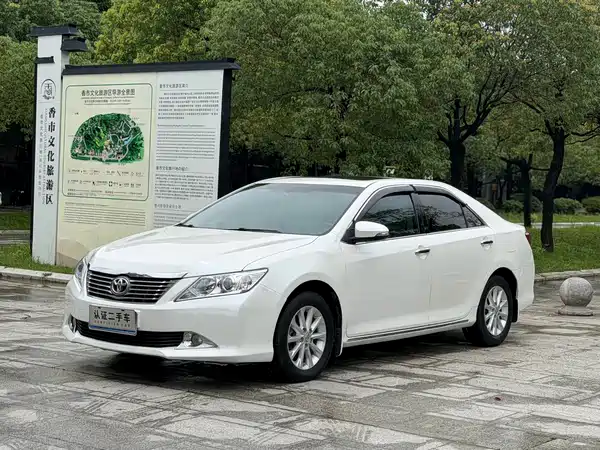 Toyota Camry 2014