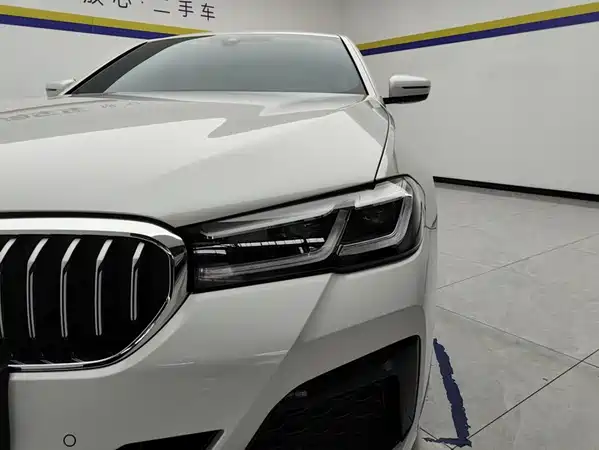 BMW 5 Series 2023