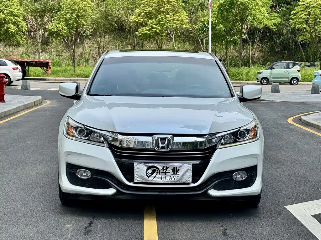 Honda Accord 2018 — фото 2