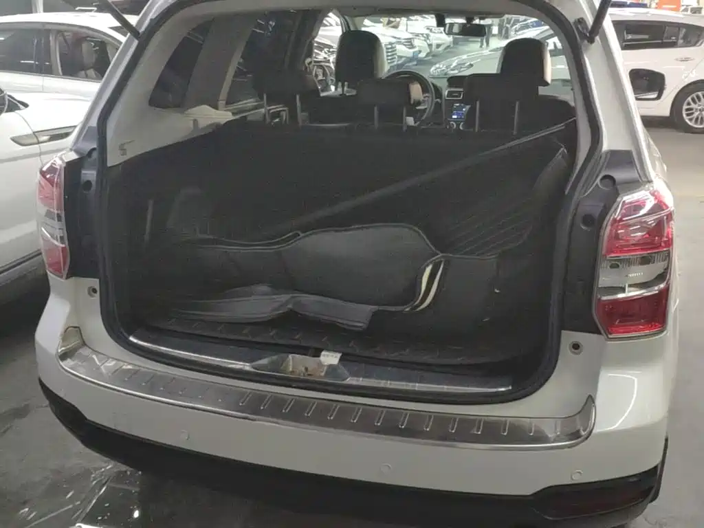 Subaru Forester 2015 — фото 19