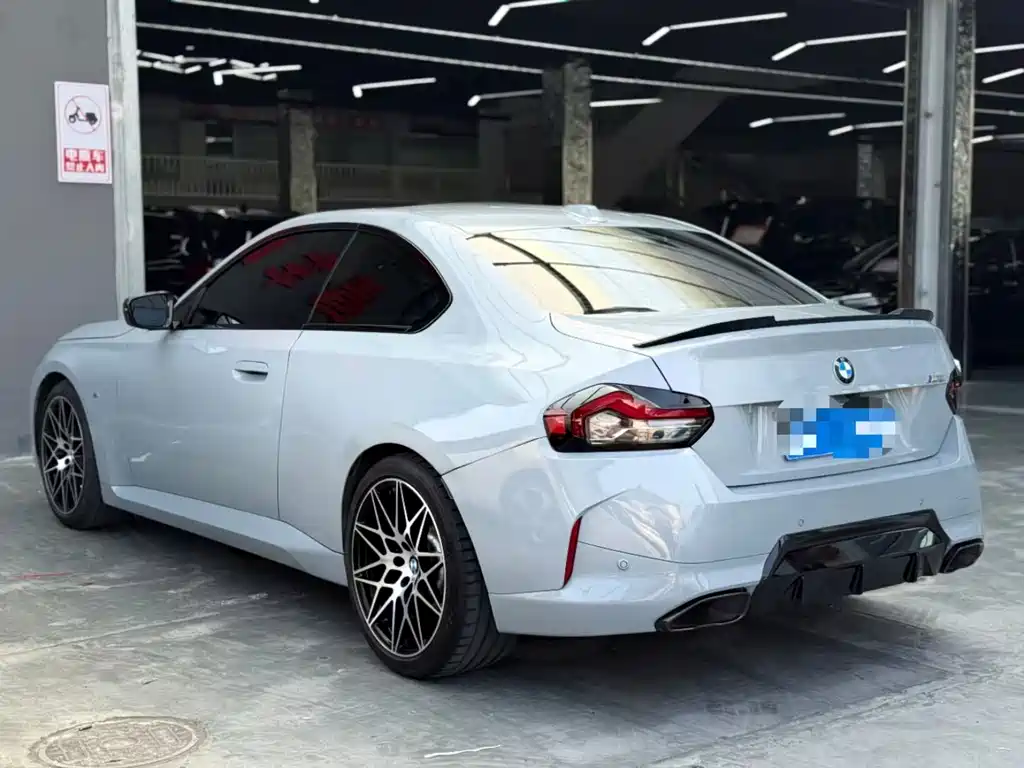 BMW M240i 2024 — фото 9