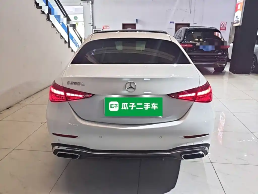 Mercedes-Benz C-Class 2025