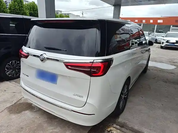 Buick GL8 2022