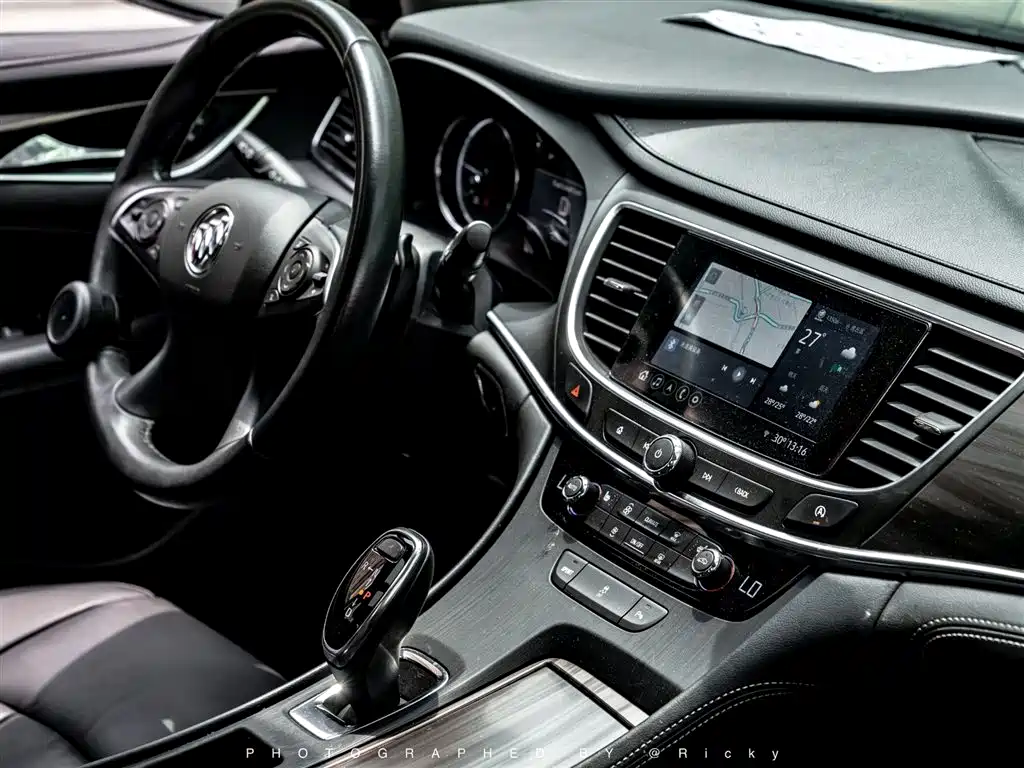 Buick LaCrosse 2022 — фото 7