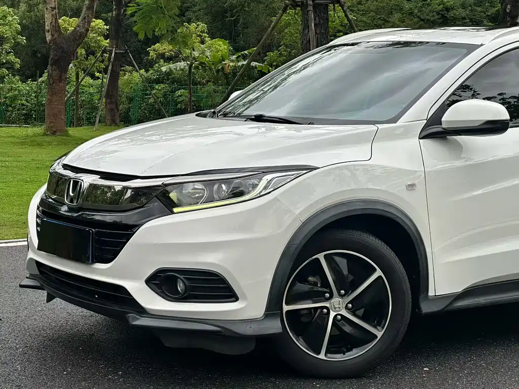 Honda Vezel 2020 — фото 3
