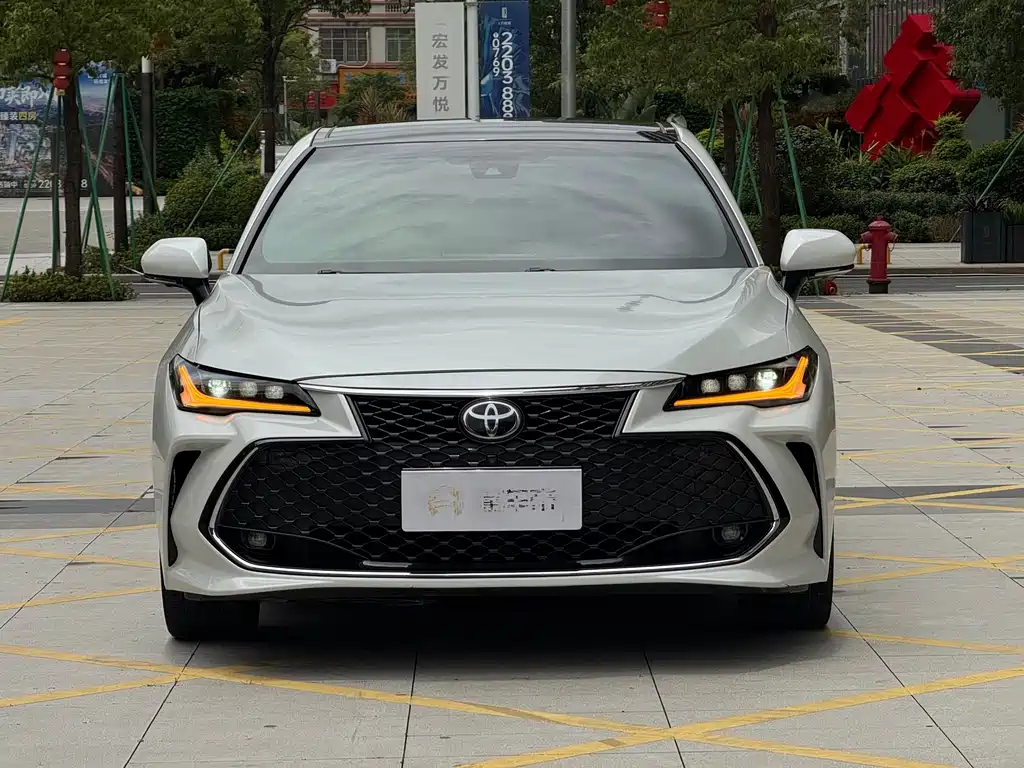 Toyota Avalon 2022 — фото 2