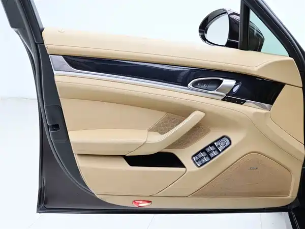 Porsche Panamera 2015