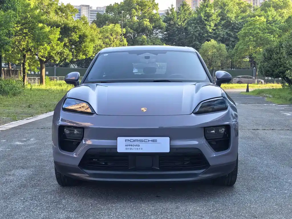 Porsche Macan EV 2025 — фото 2