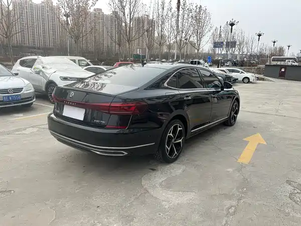 Volkswagen Passat 2023