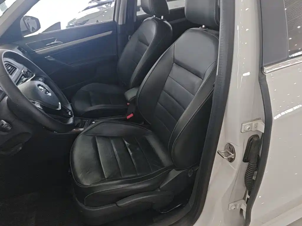 Volkswagen Gran Lavida 2018 — фото 15